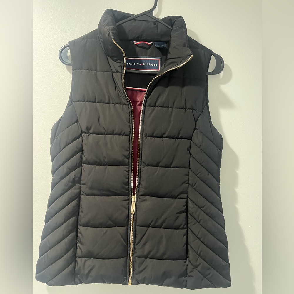 Tommy Hilfiger Women's Dark Puffer Vest